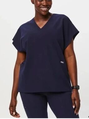 FIGS Navy Estrella Tunic Scrub Top